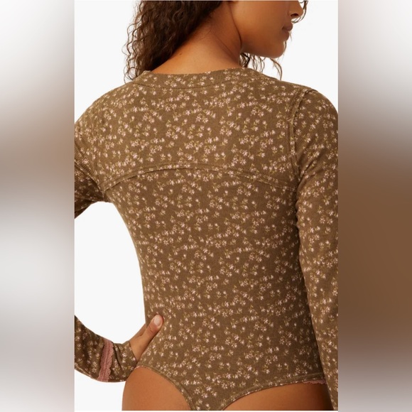 FREE PEOPLE SUGAR DREAMS BODYSUIT SMALL BNWT - Picture 4 of 8